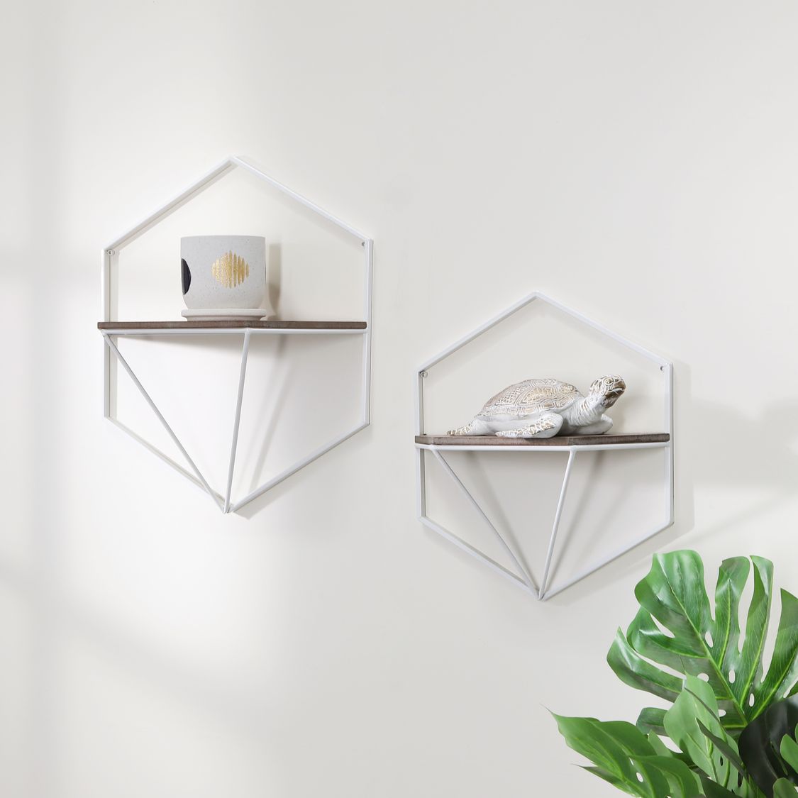 Sagebrook Metal/Wood Hexagon Wall Shelves (Set Of 3) - White/Gray