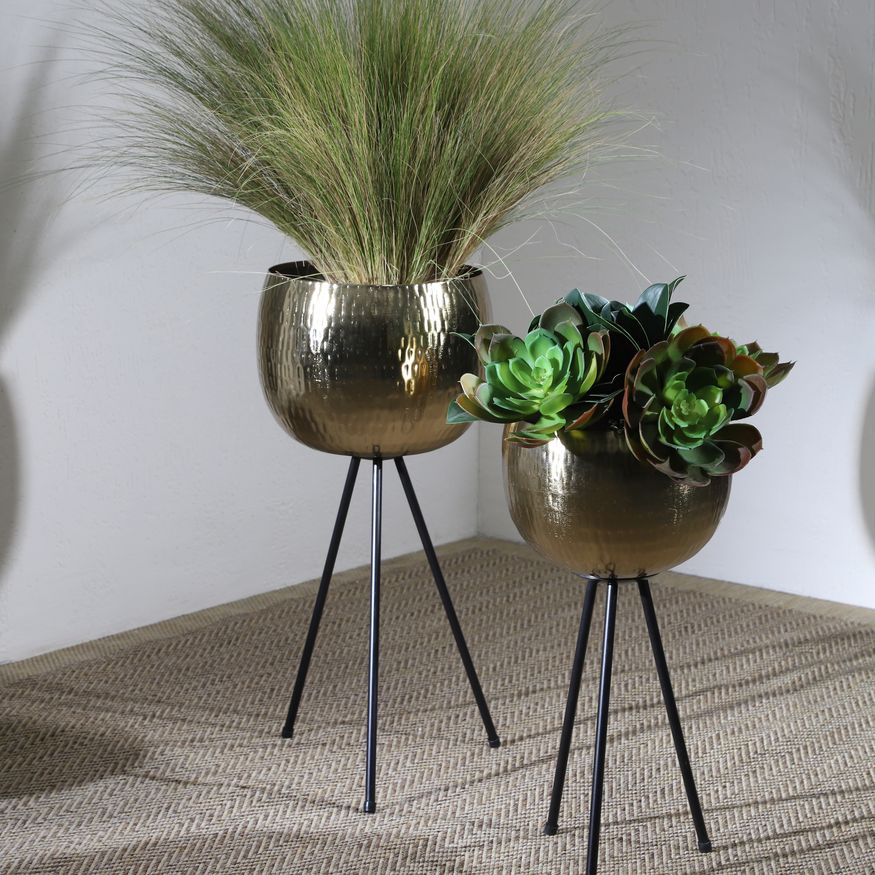 Sagebrook™ 26"/22" Iron Hammered Bowl Planters (Set Of 2) - Gold/Black