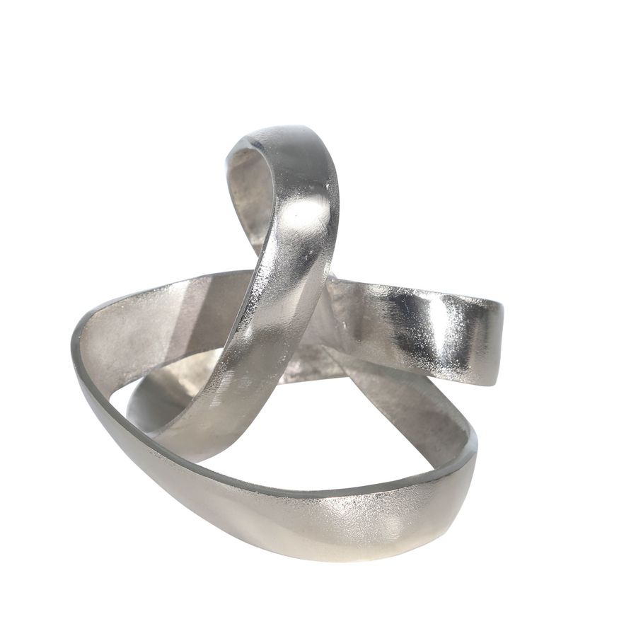 Sagebrook 7" Aluminum Knot Sculpture - Silver Matte