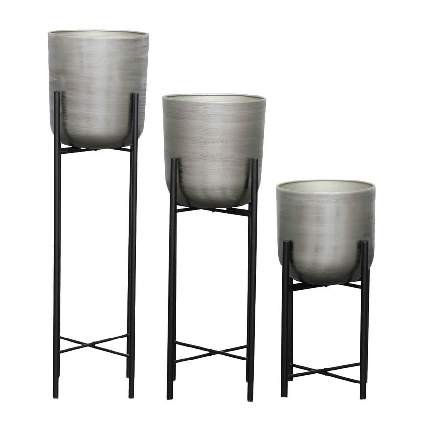 Sagebrook Metal Planters On Stand (Set Of 3)