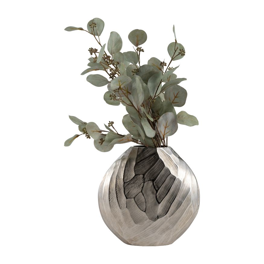 Sagebrook 10" Aluminum Hammered Vase - Silver