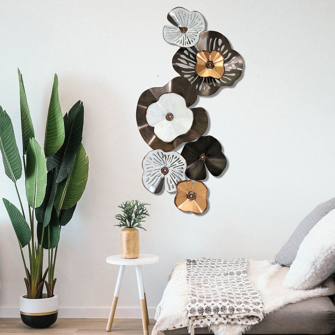 Sagebrook - Metal Flowers Wall Decor in Black/Gold