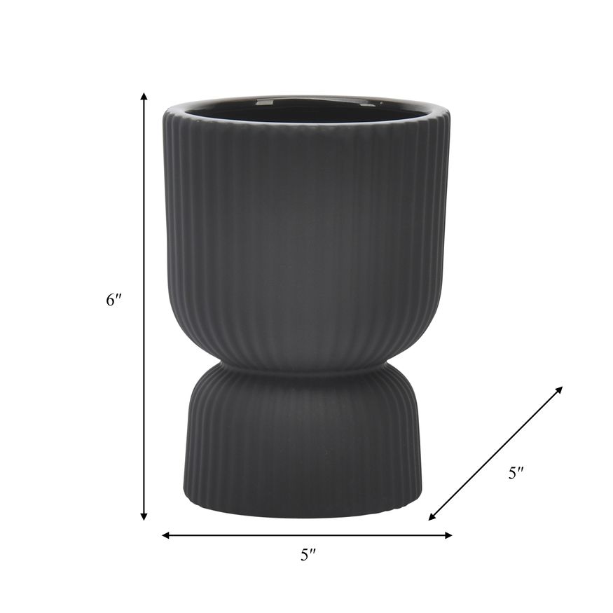 Sagebrook 6" Ceramic Ribbed Vase - Black