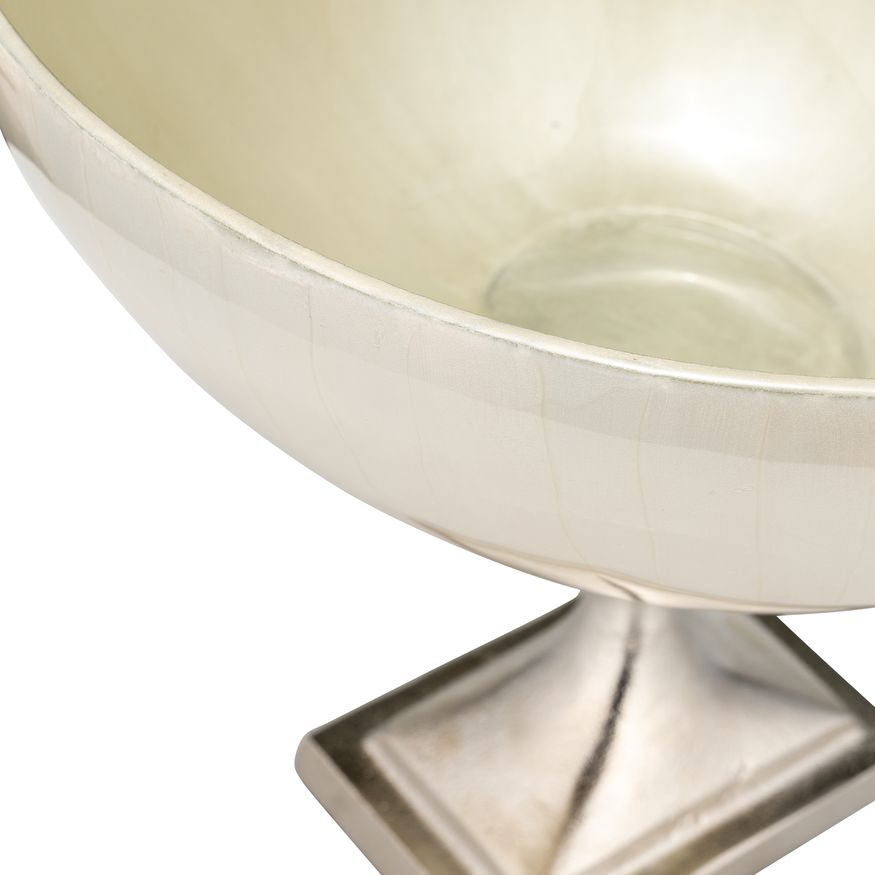 Sagebrook 11" Glass Bowl With Metal Stand - Pearl White