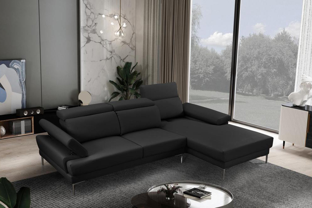 Stanza™ Kim Right Facing Sectional - Black