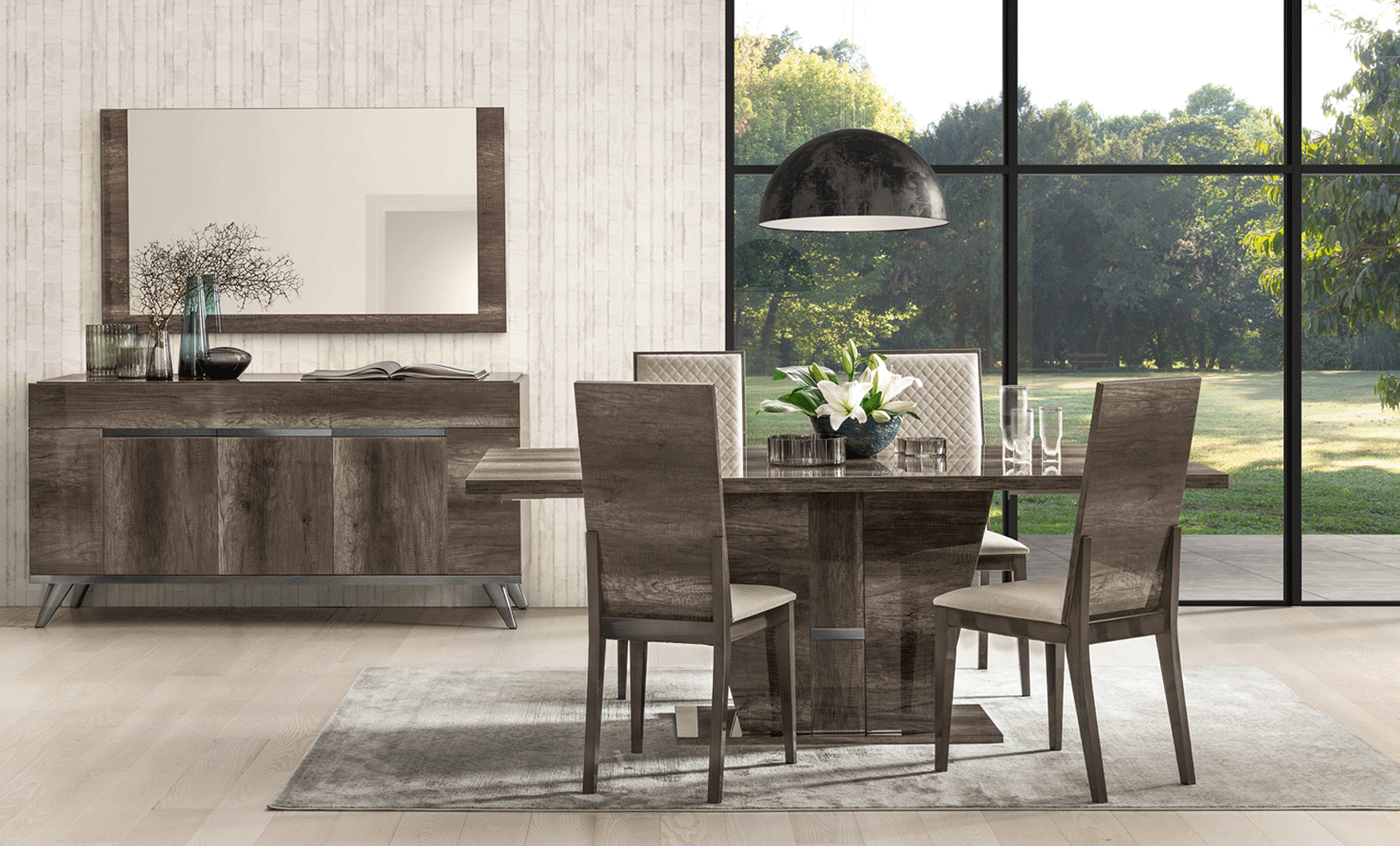 Status - Medea Dining Table w/2 extentions