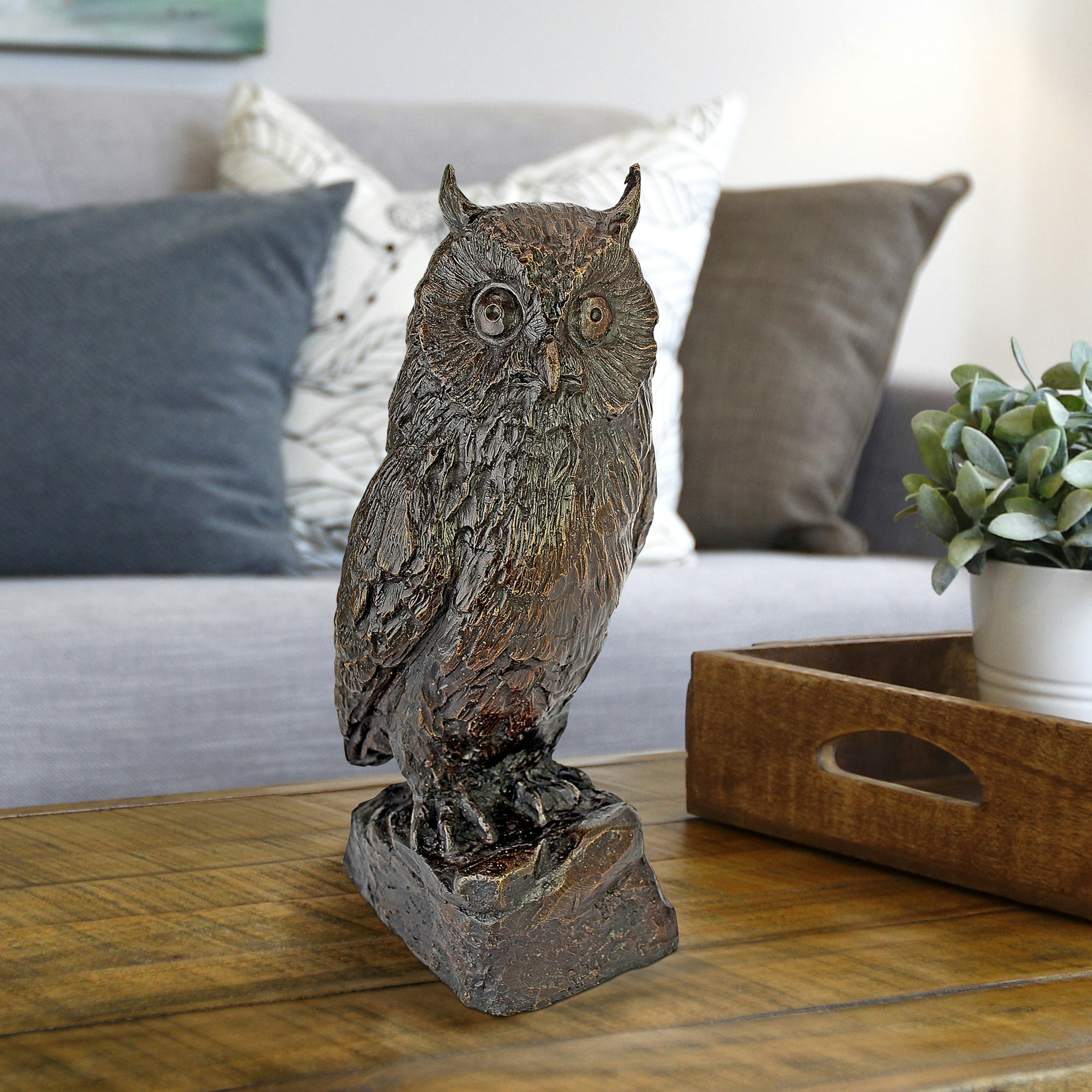 Toscano - The Wise Owl Garden Statue