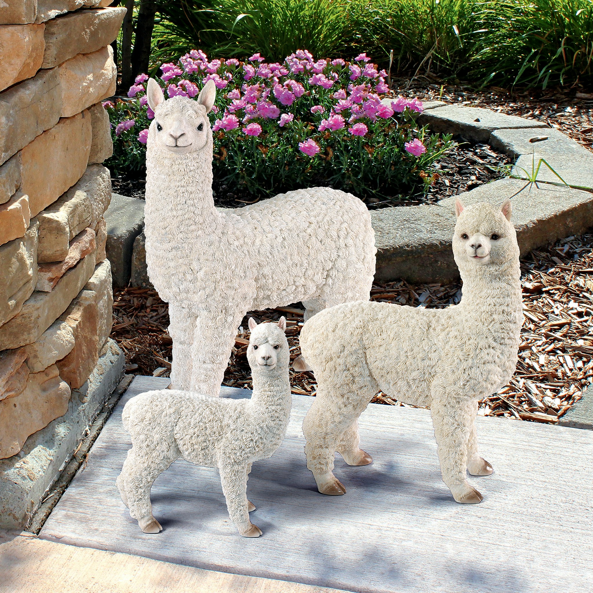 Toscano The Alpacalypse of Alpaca Garden Statues - Medium