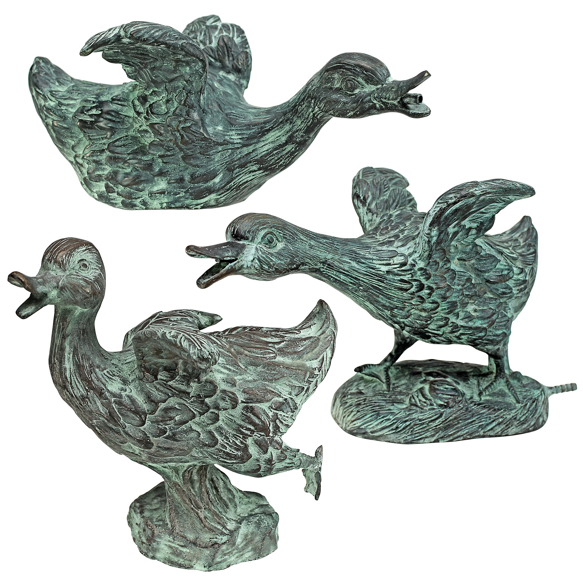 Toscano - Set of 3 Lindell Pond Ducks Spitting Garden Statues