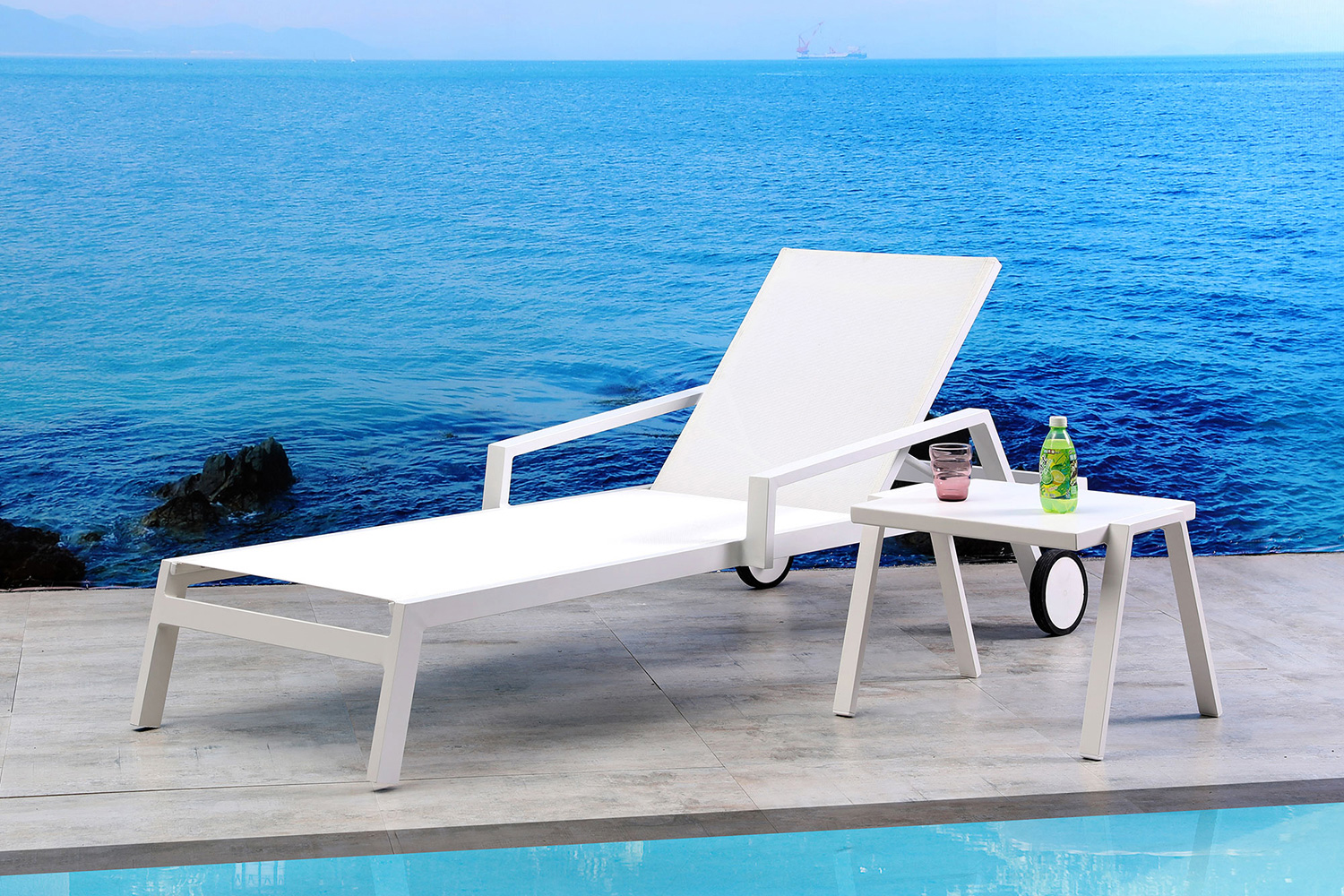 Whiteline Bondi Outdoor Chaise - White