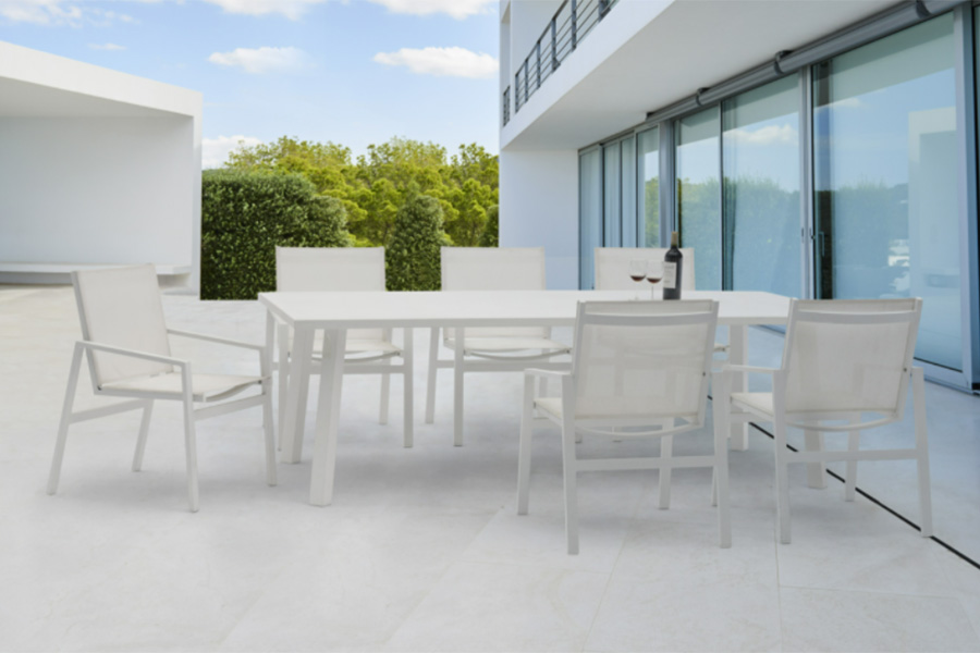 Whiteline - Rio Outdoor Dining Armchair in White