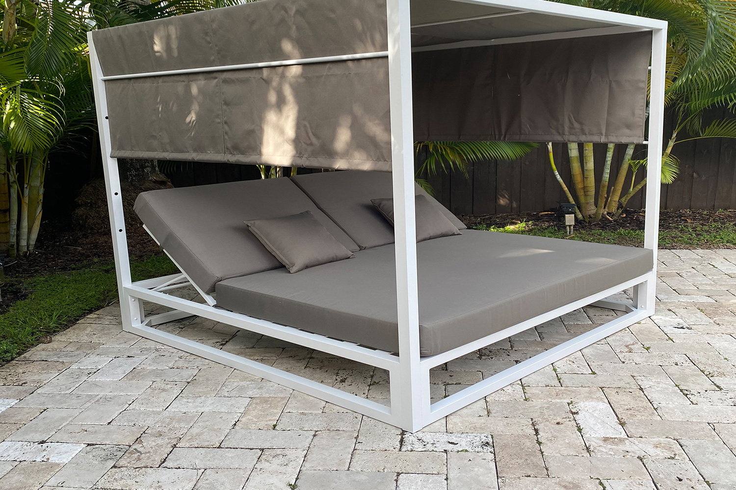 Whiteline - Ava Gazebo in White