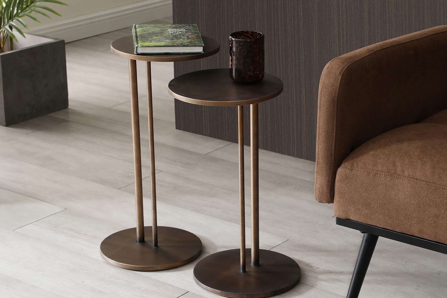 Whiteline Nala Large Side Table - Bronze