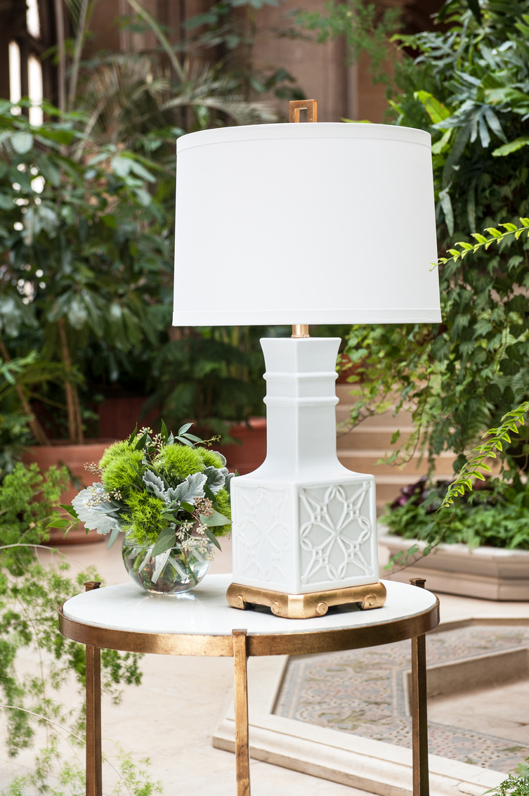 Wildwood - Lila Lamp in White