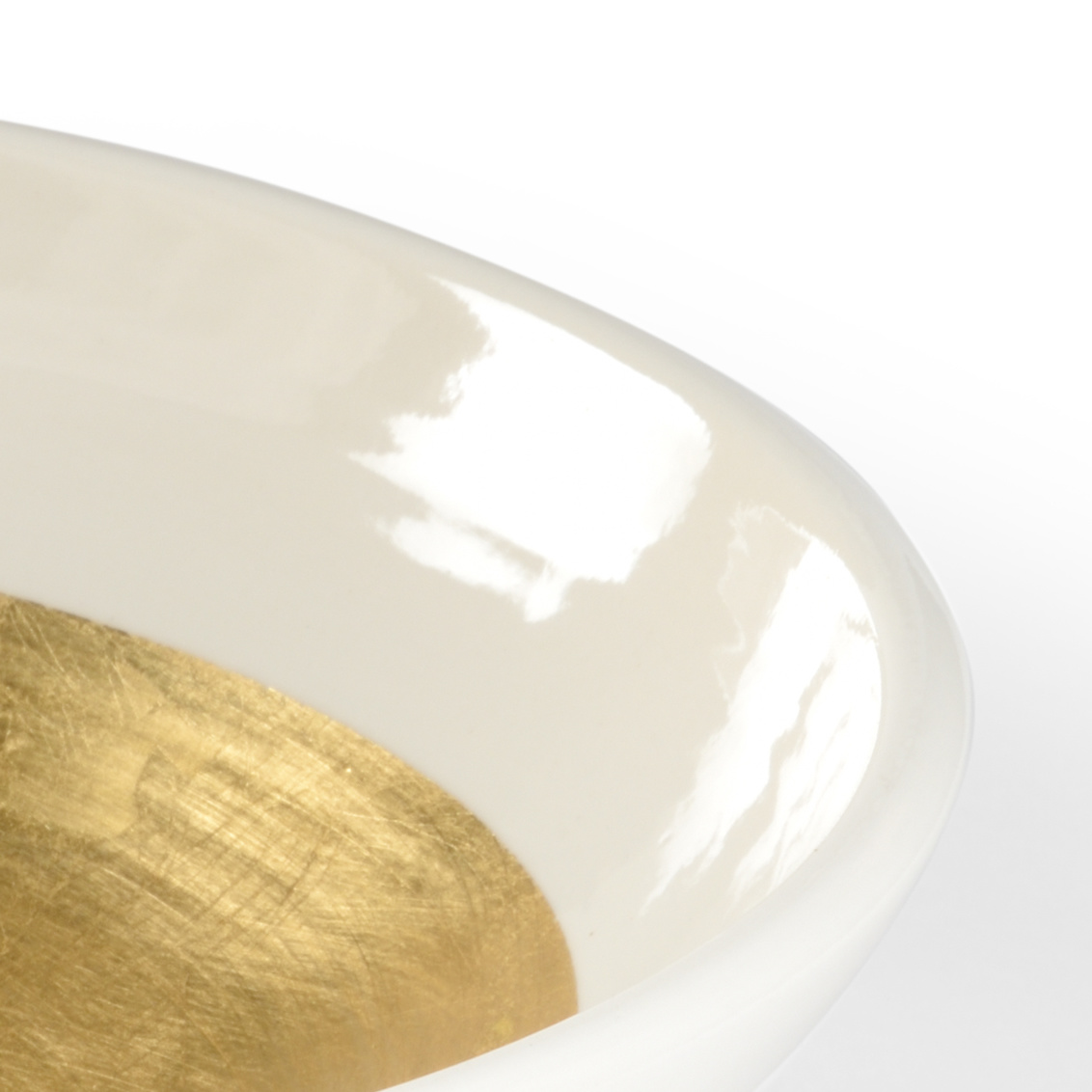 Wildwood - Ritrovo Bowl in Cream Glaze/Gold Leaf, Ceramic/Porcelain