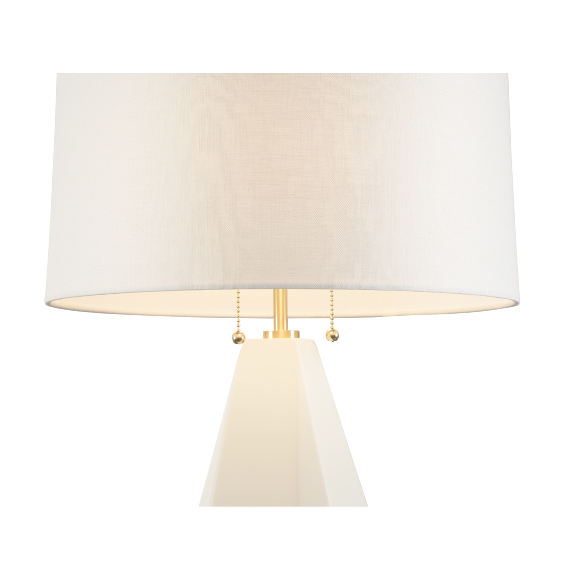 Wildwood - Zara Table Lamp in Off White/Antique Brass, Wood