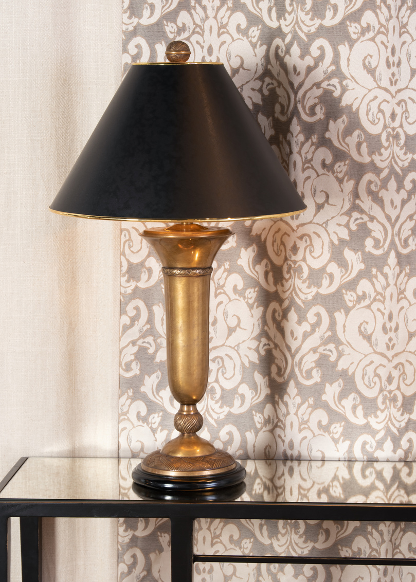 Wildwood - Cedric Lamp in Rubbed Patina, Brass