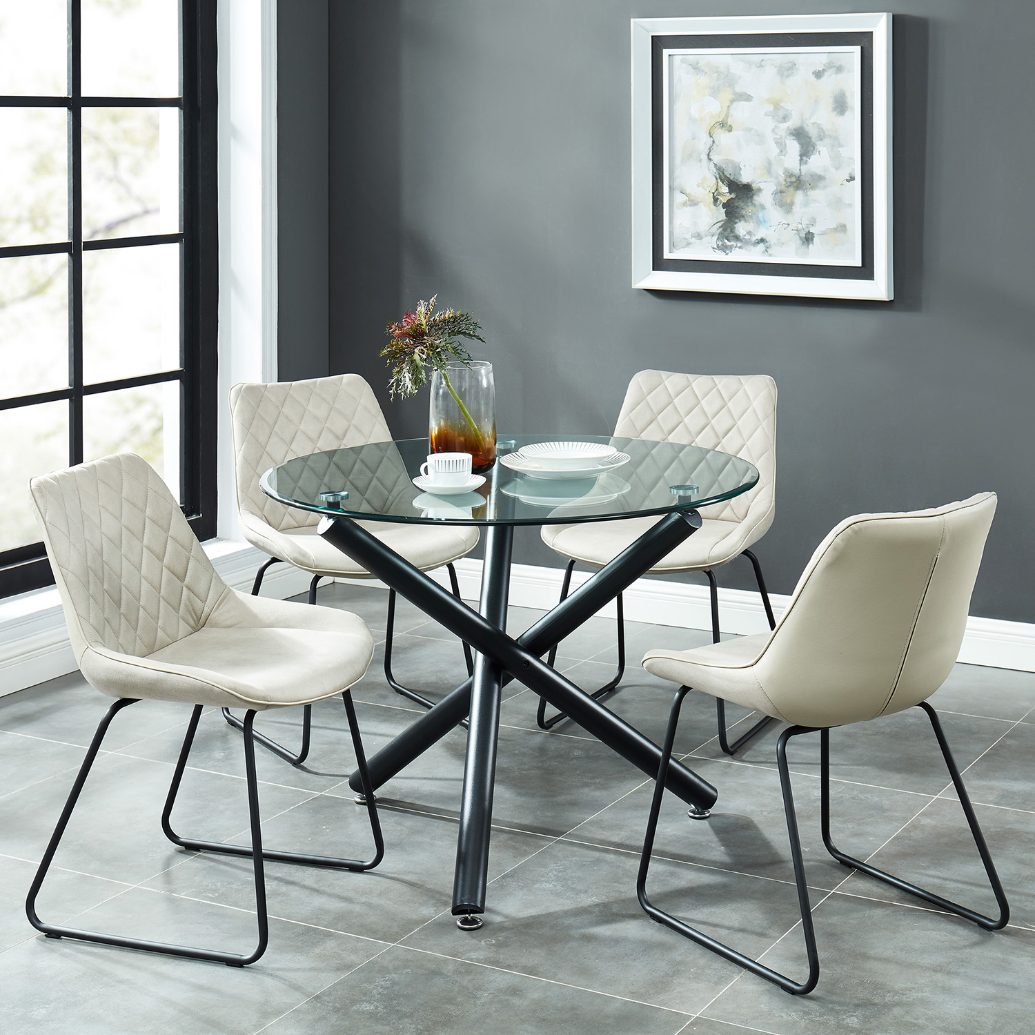 Worldwide - Suzette Round Dining Table in Black