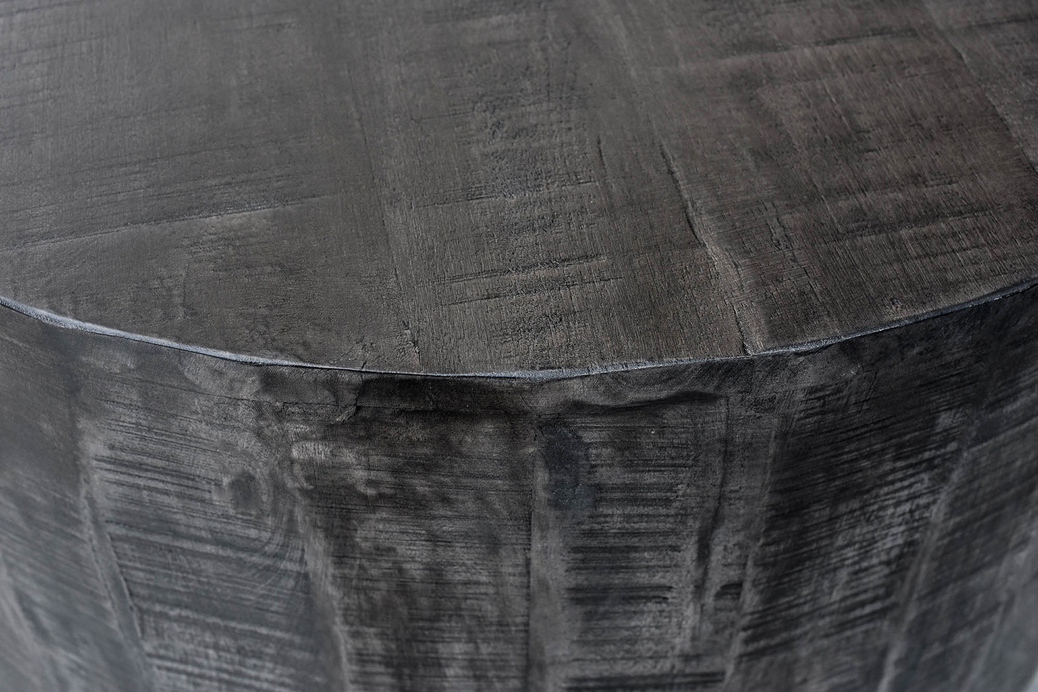 Worldwide Eva Round Coffee Table - Distressed Gray